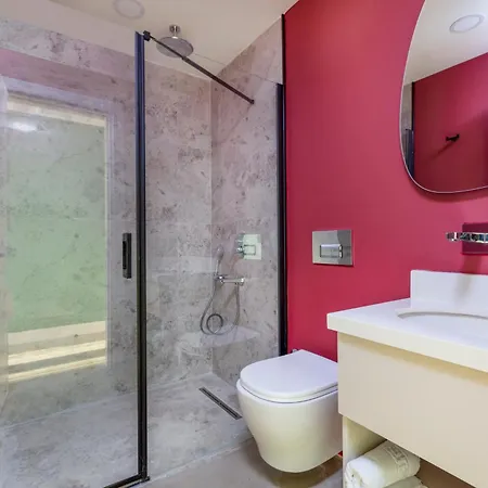 Hotel Lavie